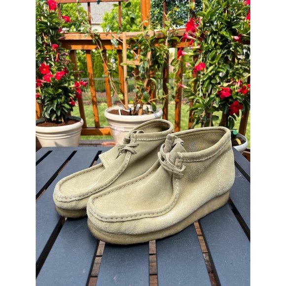 Clarks Suede Wallabee Boots Maple Suede main image 4